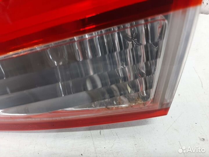 Фонарь крышки багажника правый Hyundai Tucson 2