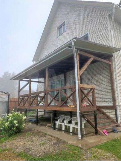 Дом 200 м² на участке 10 сот.