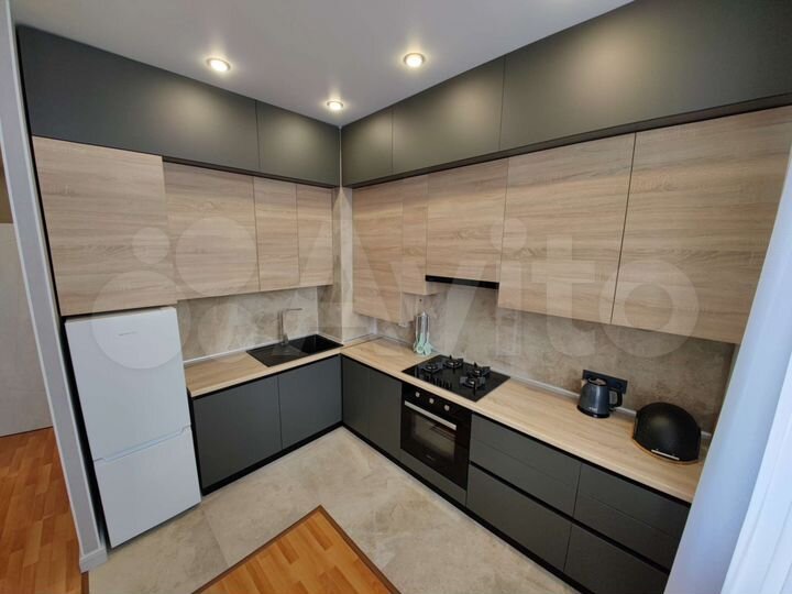 1-к. квартира, 42 м², 9/10 эт.