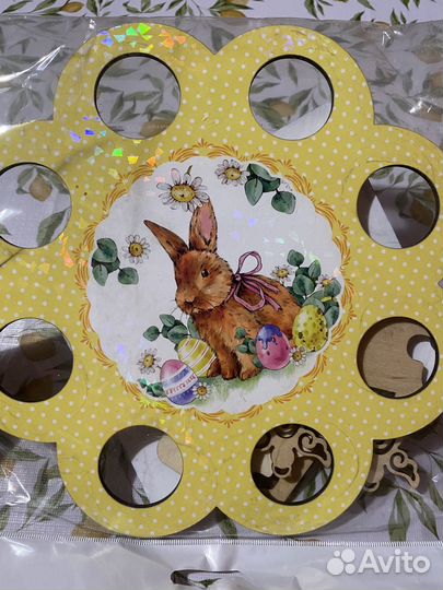 Подставка для пасхальных яиц и кулича