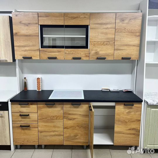 Кухня с толстой столешницей