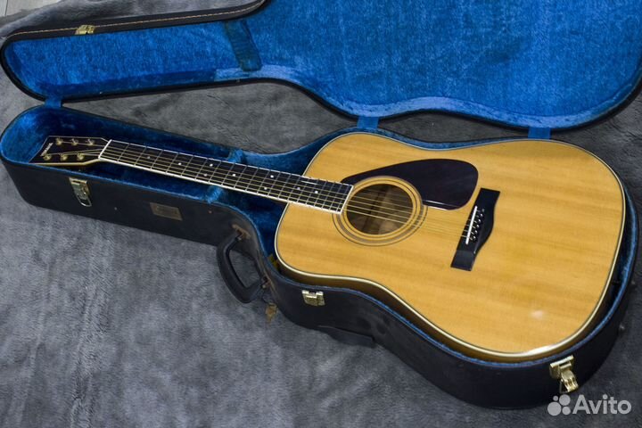 Жесткий Кофр / Кейс для Акустической Гитары