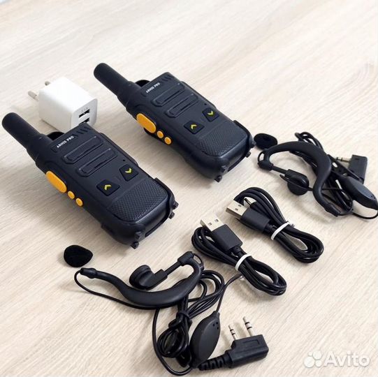 Рация с наушником, радиостанция с гарнитурой