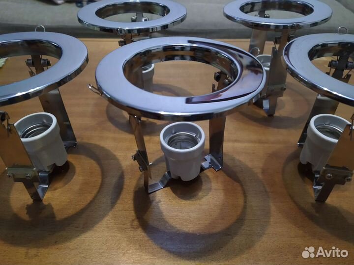 Светильник потолочный встраиваемый