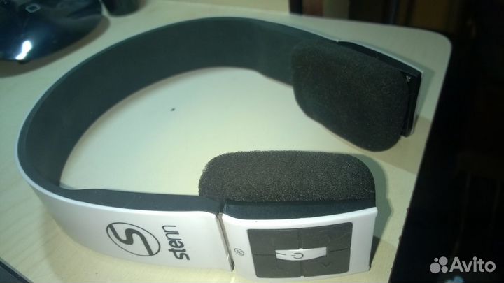 Bluetooth гарнитура Stenn SB-160