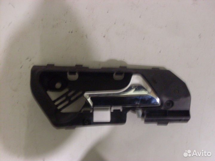 Ручка двери внутренняя передняя правая