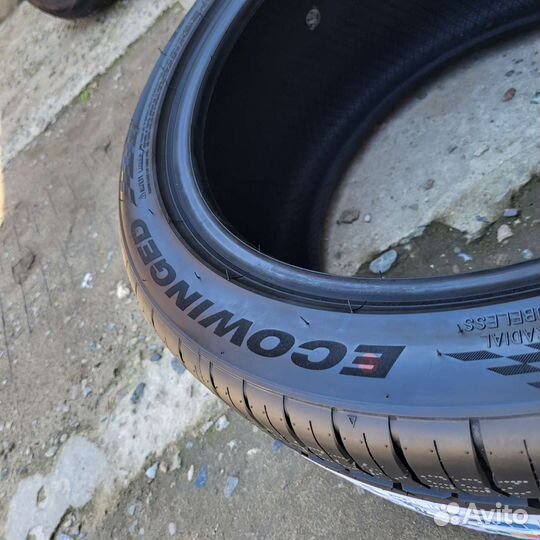 Three-A Ecowinged 235/40 R18 95Y