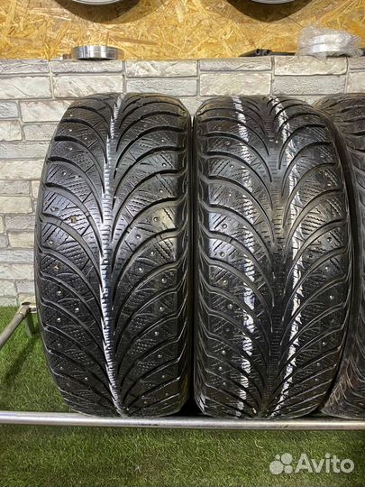 Sava Eskimo Stud 225/60 R17