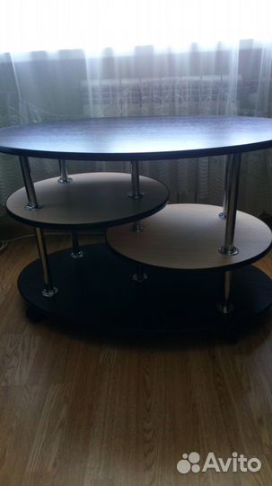 Продам журнальный стол