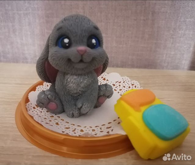 Зайка Илюша с большим рюкзаком - мыло