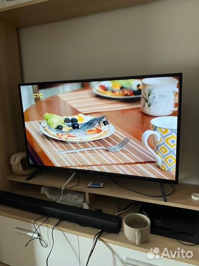 Телевизор novex Яндекс smart
