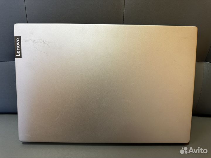 Lenovo ryzen 5 3500u 12ram