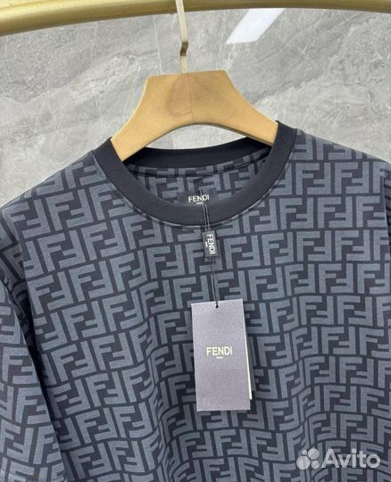 Футболка Fendi