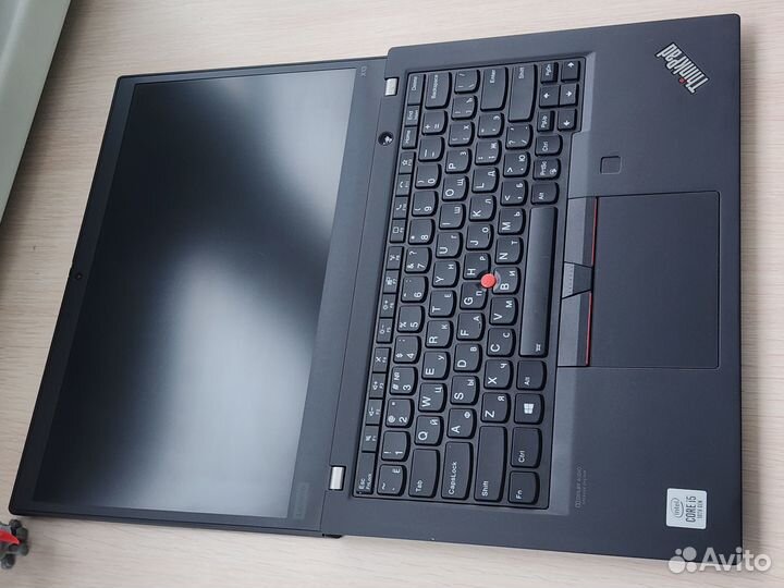 ThinkPad X13: для профессионалов и ценителей стиля