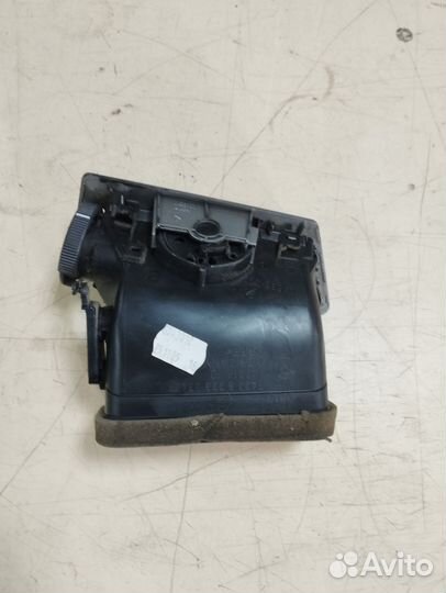 Дефлектор воздушный правый BMW 7 Е65 бмв 7 Е65 Е66