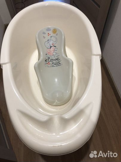 Ванна детская с подставкой