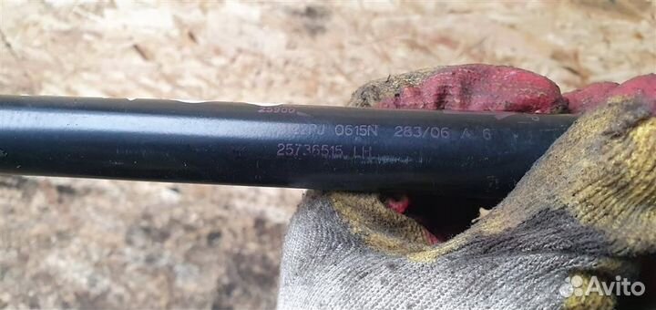 Амортизатор двери багажника Cadillac SRX 1 2003-2