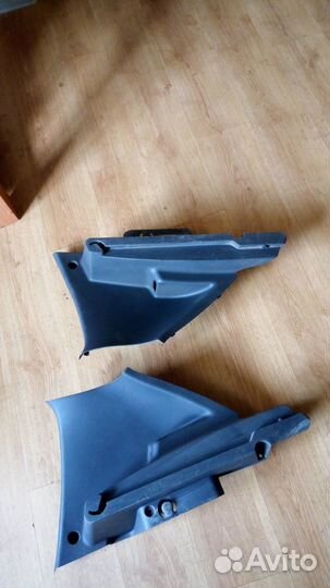 Обшивки задних стоек рено сандеро 1