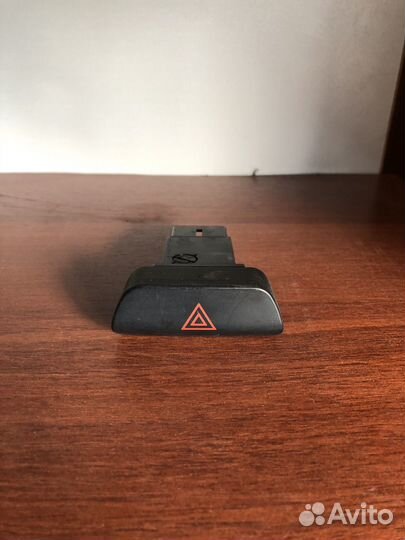 Кнопка аварийной сигнализации Hyundai Elantra 4 HD