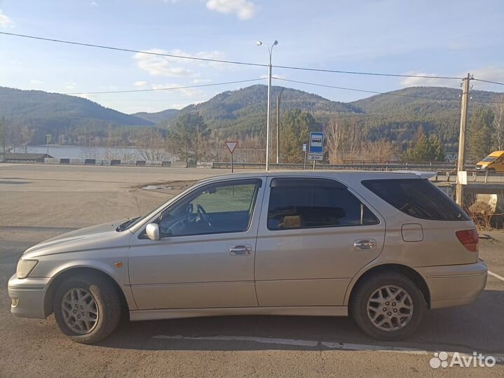 Toyota Vista Ardeo 2.0 AT, 2000, 225 000 км