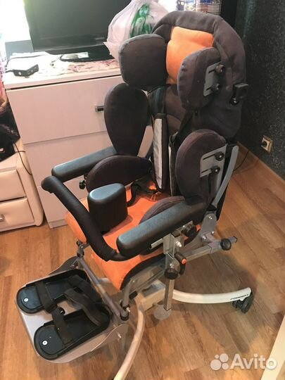 Коляска комнатная со столешницей