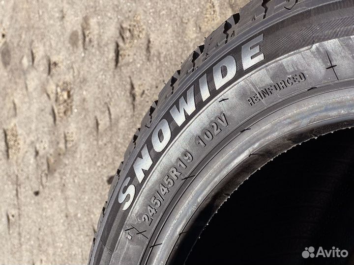 Sunwide Snowide 235/45 R17 82U