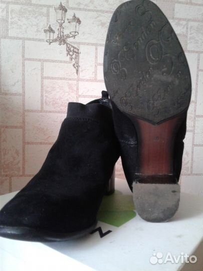 Ботинки женские 38 размера кожаные