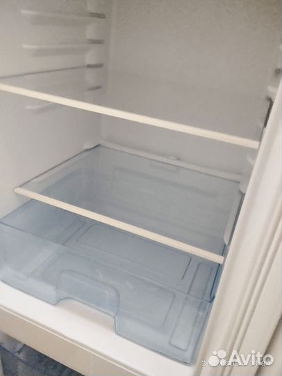 Холодильник Бирюса