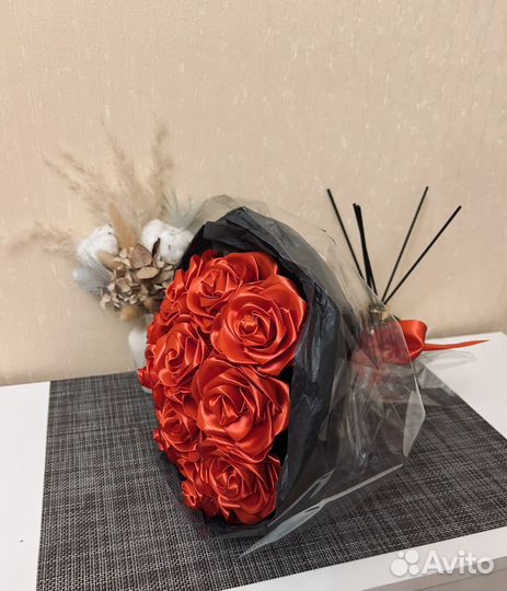 Букет из атласных лент