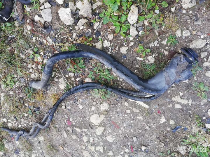 Заливная горловина бензобака Киа Рио 3