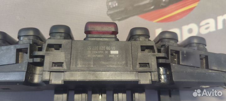 Центральный блок кнопок w220 Mercedes-Benz