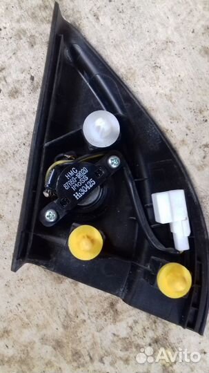 Крышка зеркала внутренняя правая Hyundai Solaris 2