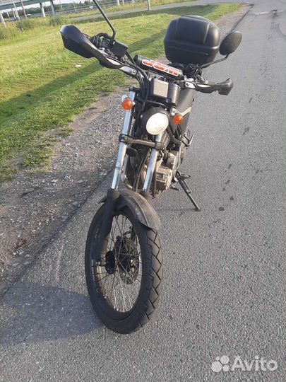 Yamaha XG250 Tricker
