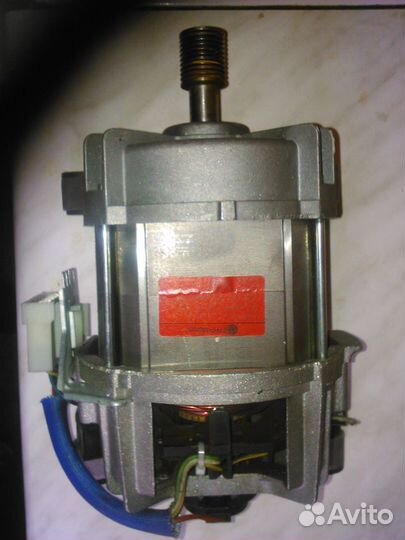 Двигатель от стиральной машинки