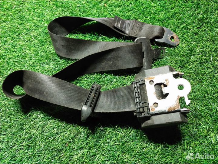 Ремень безопасности Dacia Logan I