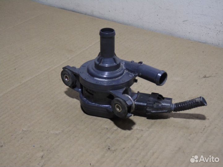 Электронная помпа Тойота Лексус