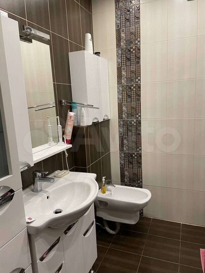 3-к. квартира, 126 м², 3/9 эт.