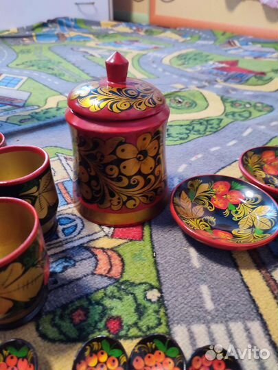 Набор посуды из дерева, посуда, ложки, тарелки