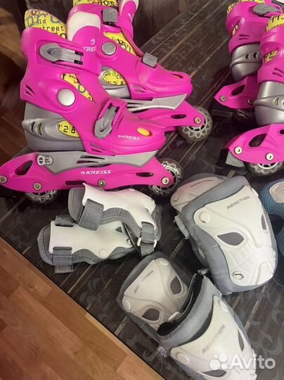Коньки роликовые с защитой и шлем