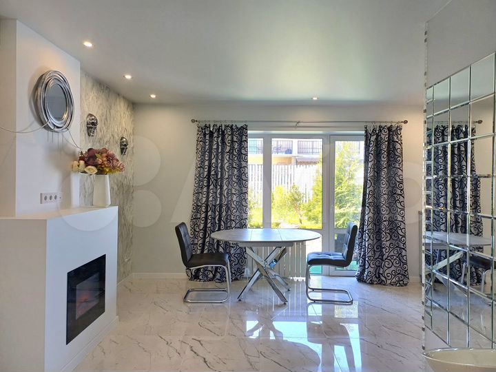 Таунхаус 70 м² на участке 1 сот.