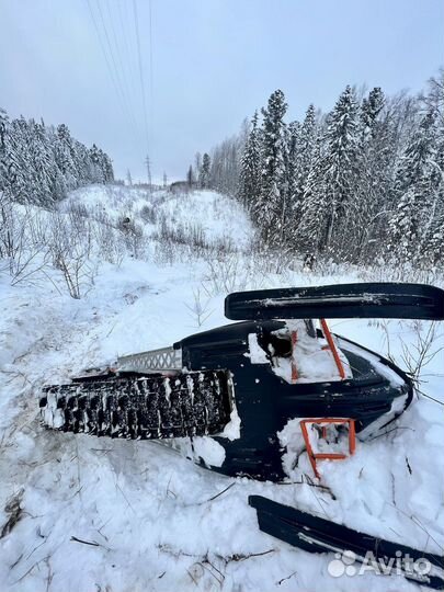 Снегоход Arctic Cat m8