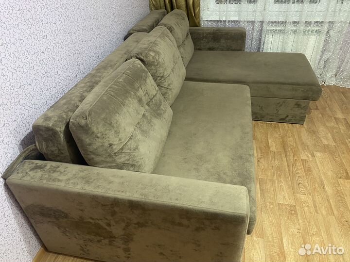 Угловой диван