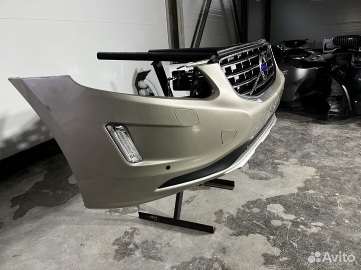 Бампер передний в сборе Volvo XC60 2013 2015 2015
