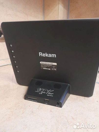 Цифровая фоторамка Rekam SL880