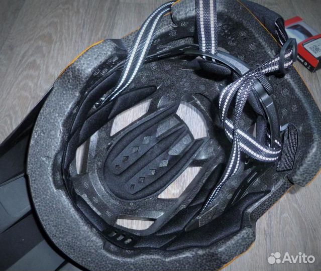 Шлем с креплением и фонарём(Новый)