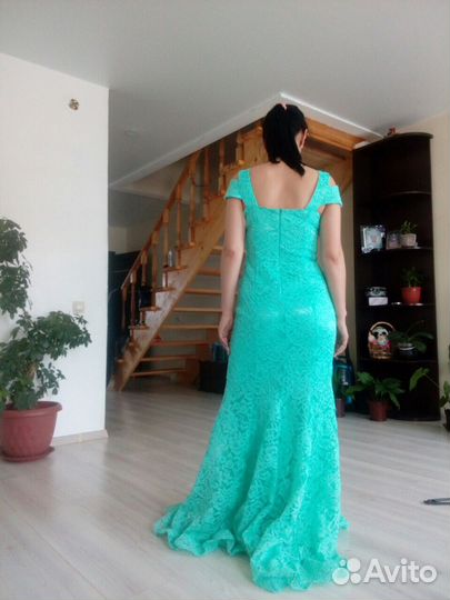 Платье вечернее