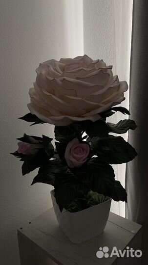 Светильник роза из изолона