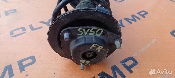 Стойка передняя правая Toyota Vista SV50 3S-FE