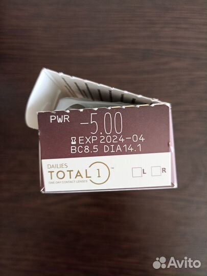 Контактные линзы Alcon Dailies Total -5.00