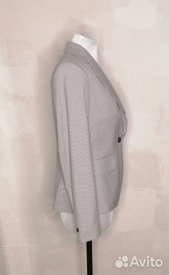 Пиджак женский 44 Zara